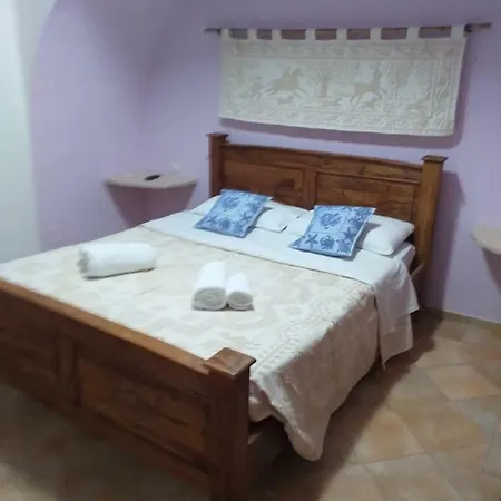 Bed & Breakfast Daillu *